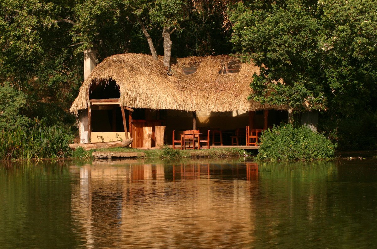 Le restaurant au bord de l’étang